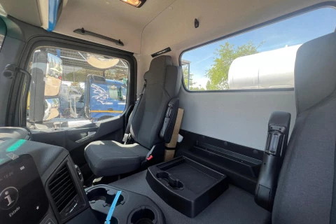 Mercedes-Benz Arocs 3240 B