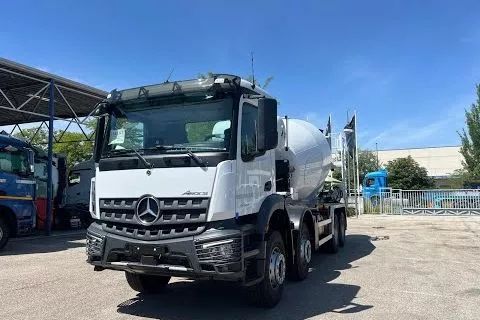 Mercedes-Benz Arocs 3240 B Mercedes-Benz Arocs 3240 B
