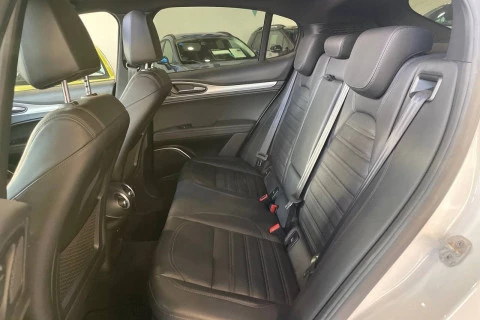 Alfa Romeo Stelvio 2.2 Diésel 154kW (210CV) Veloce Q4