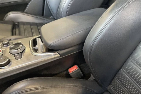 Alfa Romeo Stelvio 2.2 Diésel 154kW (210CV) Veloce Q4