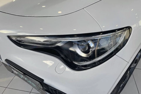 Alfa Romeo Stelvio 2.2 Diésel 154kW (210CV) Veloce Q4
