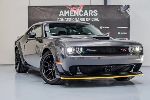 Dodge Challenger R/T Scat Pack Widebody