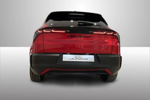 Alfa Romeo Junior Elettrica Speciale 115kW (156CV)