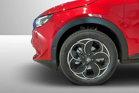 Alfa Romeo Junior Elettrica Speciale 115kW (156CV)