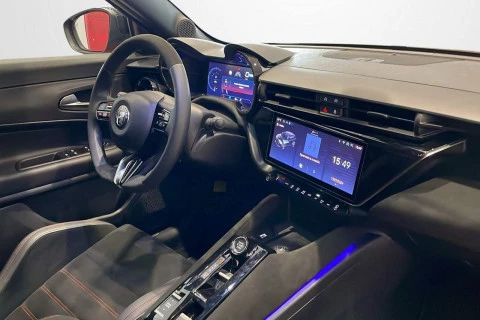 Alfa Romeo Junior Elettrica Speciale 115kW (156CV)