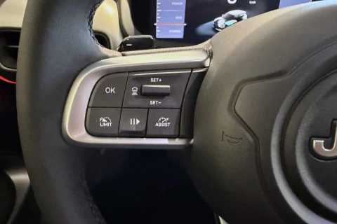 Jeep Avenger 1.2 eHybrid 81kW (110CV) Summit