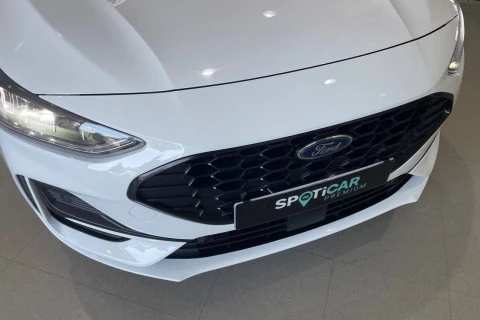 Ford Focus 1.0 Ecoboost MHEV 114kW ST-Line Auto