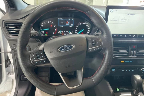 Ford Focus 1.0 Ecoboost MHEV 114kW ST-Line Auto