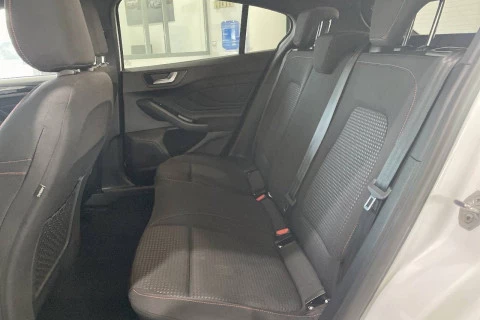 Ford Focus 1.0 Ecoboost MHEV 114kW ST-Line Auto