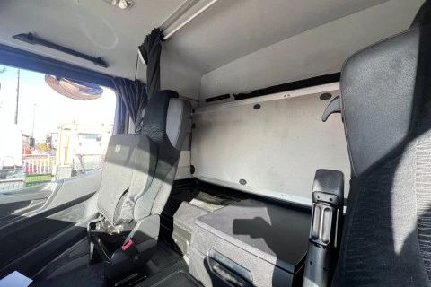 Mercedes-Benz Arocs 1848 HAD LS