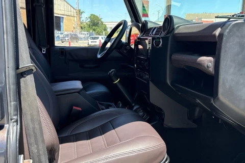 Land Rover Defender 110 SW E 90 kW (122 CV)