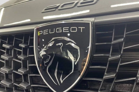 Peugeot 208 Active Puretech 100