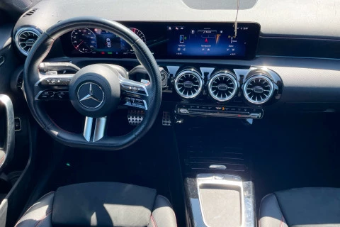 Mercedes-Benz Clase A A 250 e Sedán