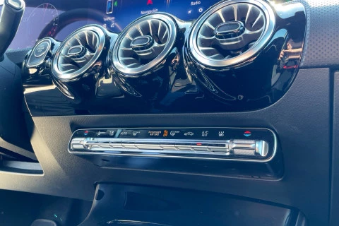 Mercedes-Benz Clase A A 250 e Sedán