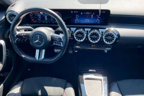 Mercedes-Benz Clase A A 250 e Sedán