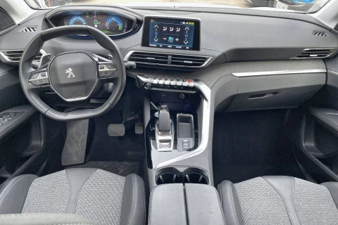 Peugeot 3008 Hybrid 300 e-EAT8 GT