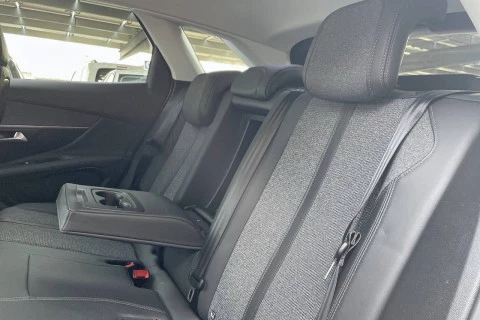 Peugeot 3008 Hybrid 300 e-EAT8 GT