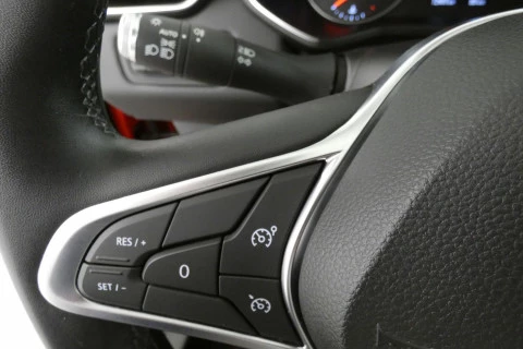 Renault Clio   TCe Intens 74kW