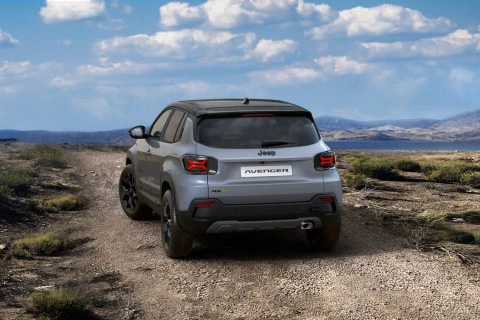 Jeep Avenger 1.2 eHybrid 4xe 107kW (145CV) Overland