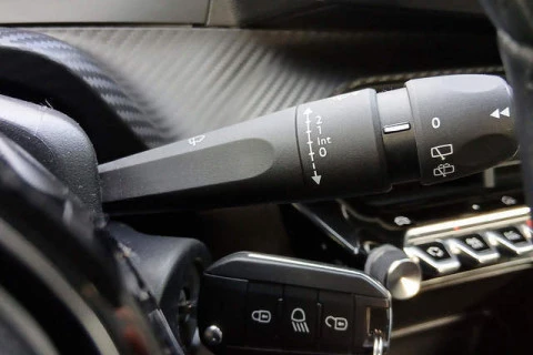 Peugeot 208 PureTech 100 Active 75 kW (100 CV)