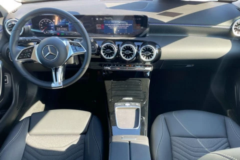 Mercedes-Benz Clase A A 250 e con tecnología híbrida EQ
