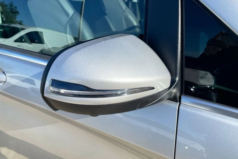 Mercedes-Benz Clase V 300 d Avantgarde Largo