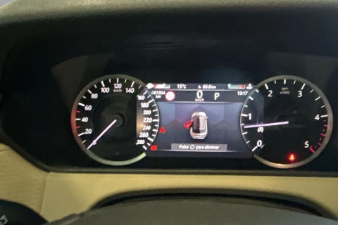 Land Rover Range Rover Velar 3.0D I6 R-Dynamic SE 4WD Auto 221 kW (300 CV)