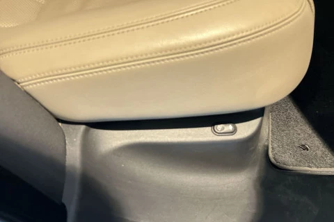 Land Rover Range Rover Velar 3.0D I6 R-Dynamic SE 4WD Auto 221 kW (300 CV)