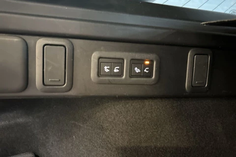 Land Rover Range Rover Velar 3.0D I6 R-Dynamic SE 4WD Auto 221 kW (300 CV)