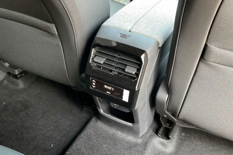 Peugeot 5008 Hybrid 1.2 107KW Allure eDCS6