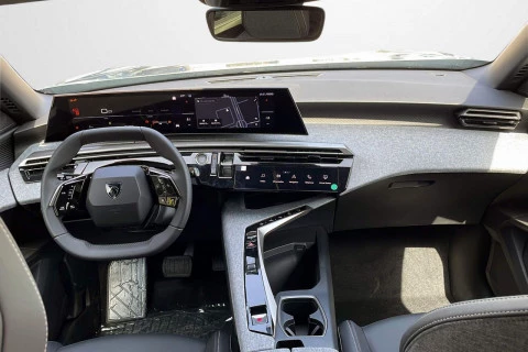 Peugeot 5008 Hybrid 1.2 107KW Allure eDCS6