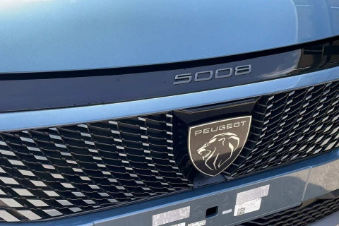 Peugeot 5008 Hybrid 1.2 107KW Allure eDCS6