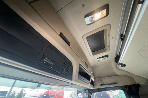 Mercedes-Benz Actros 1848 LS