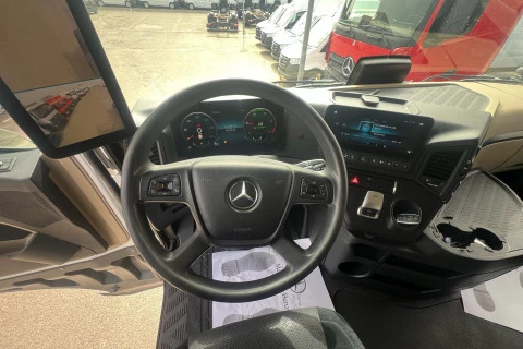 Mercedes-Benz Actros 1848 LS