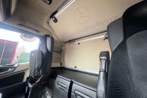 Mercedes-Benz Actros 1848 LS