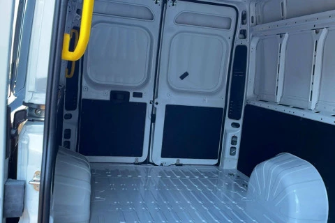 Peugeot Boxer Furgón 3.0 L2H2 BlueHDi 120 S&S 6v MAN