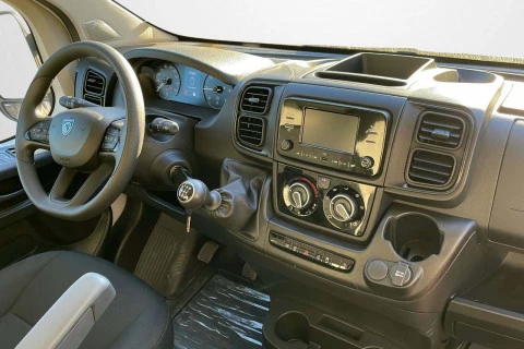 Peugeot Boxer Furgón 3.0 L2H2 BlueHDi 120 S&S 6v MAN