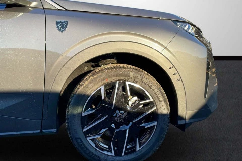 Peugeot 5008 Hybrid 1.2 107KW GT eDCS6