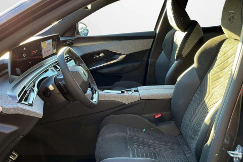 Peugeot 5008 Hybrid 1.2 107KW GT eDCS6