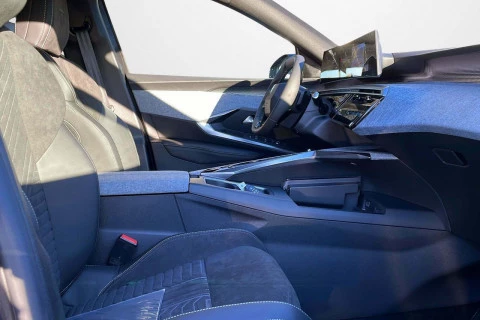 Peugeot 5008 Hybrid 1.2 107KW GT eDCS6