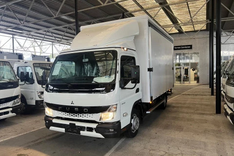 Fuso Canter 3.6 Ton 3C15 Botellero