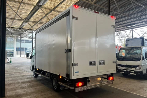 Fuso Canter 3.6 Ton 3C15 Botellero