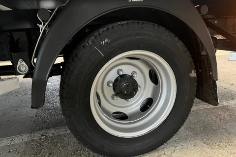 Fuso Canter 3.6 Ton 3C15 Botellero