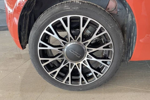 Fiat 500 Dolcevita 1.0 Hybrid 51KW (70 CV)