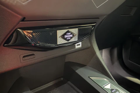 DS 3 Hybrid 107kW (145CV) Jules Verne