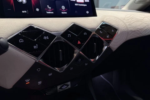 DS 3 Hybrid 107kW (145CV) Jules Verne