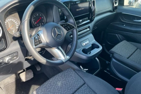 Mercedes-Benz Vito 114CDI AT 100kW Tourer Select Larga