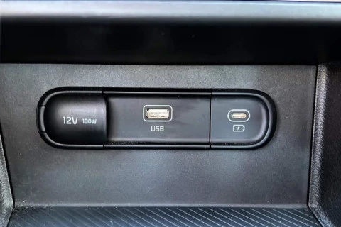 Kia Sportage 1.6 CRDi MHEV Drive 4x2 100 kW (136 CV)