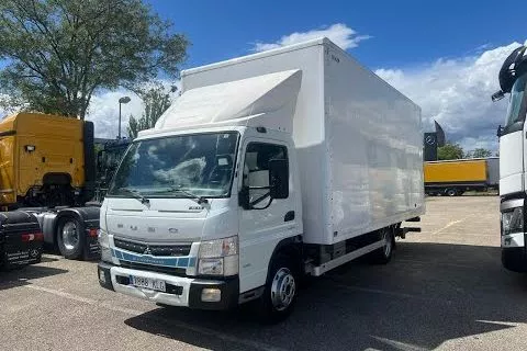 Mitsubishi Fuso Canter 7C15