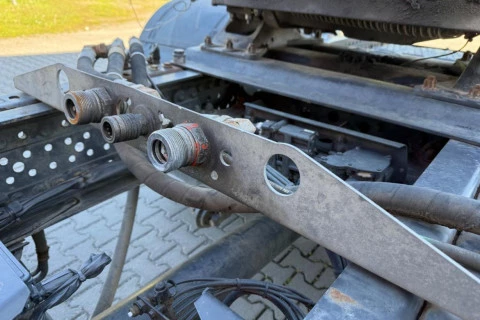 Mercedes-Benz Arocs 1851 HAD LS